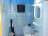 Inchiriez apartament cu 3 camere