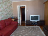 Inchiriez apartamente cu 2 si 3 camere