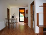 Inchiriez camera, caut colega de apartament
