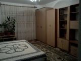 ÎNCHIRIEZ GARSONIERĂ