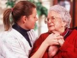 ingrijitori, care assistant in Anglia