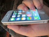 iPhone 4 White Neverlocked 16GB + Baterie portabila