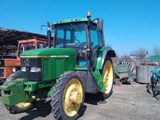 John Deere 6900