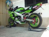 Kawasaki ninja zx6r an 2002