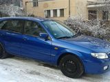Mazda 323 F 2001