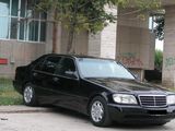 Mercedes S320 (balena)