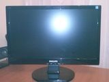 Monitor Philips LED 19inch