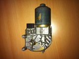 MOTORAS STERGATOARE FATA GLOF V