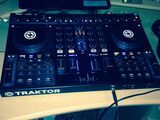 Native Instruments Traktor Kontrol S4