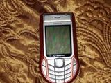Nokia 6630 rosu