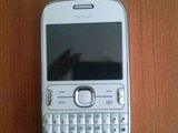 NOKIA ASHA 302 alb la cutie+2huse