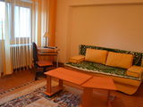 ofer spre inchiriere apt. cu o camera
