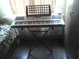 Orga Yamaha Psr E303