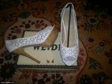 Pantofi albi cu platforma