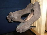 Pantofi din catifea maron