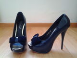 Pantofi eleganti