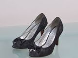 Pantofi negri cu toc - dantela marimea 36