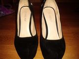 pantofi super eleganti si moderni