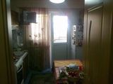 Particular vand apartament cu 3 camere ,decomandat