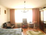persoana fizica vand apartament 2 camere in centru