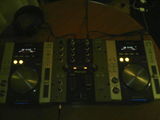 Pioneer CDJ 200 x 2 + Pioneer DJM 250k