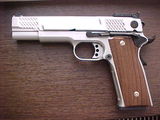 Pistol airsoft Colt 1911, ful metal pe gaz, fara nici o urma de uzura in perfecta stare