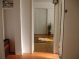proprietar,inchiriez ap 2 cam.Central,270 euro