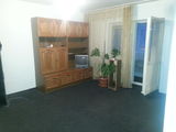 Proprietar inchiriez gars cf1 dec zona Mall Vitan