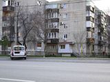 proprietar vand apartament 2 camere