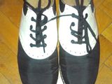 Sapca  Pantofi Cheap Monday Alb - Negru Aproape Noi 44