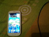 Schimb Galaxy S3 white, 32gb mem cu iphone 5, 16-32 Gb mem.!
