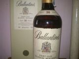 sctch ballantines 30 years old