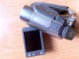 Sony DV Handycam cu Memory Stick Duo™, DV In, obiectiv Zeiss®