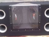 Subwoofer AUTO  marca jbl 1000W