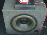 subwoofer si statie