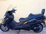 Suzuki Burgman 400 negru,inmatriculat