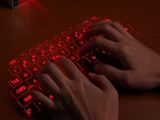 Tastatura virtuala laser pt telefoane si calculatoare