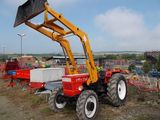 Tractor agricol Fiat 640 dt, fara cabina cu incarcator frontal