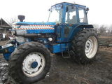 Tractor Ford si Plug