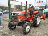 Tractor Hinomoto E2804DT