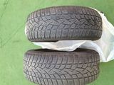Vand 2 anvelope de iarna Dunlop 205/55-16
