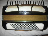 vand acordeon Hohner Lucia IVP negru 96 basi