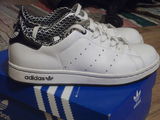 Vând Adidasi Stan Smith