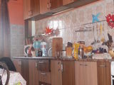 vand ap. cu 3 camere in bartolomeu 49000 euro negociabil