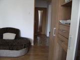 vand apartament 2 camere