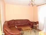 Vand apartament 2 camere, decomandat, Alexandru cel Bun, pret 36.000 Euro.
