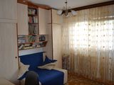 Vand apartament 2camere semidecomandat Calea Serban Voda