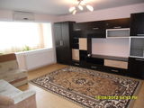 Vand apartament 3 camere