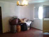 Vand apartament 3 camere