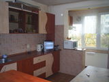 Vand apartament 3 camere